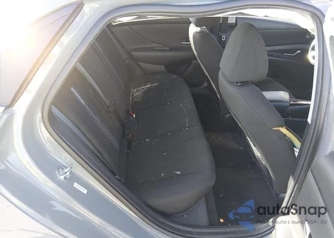 2022 Hyundai Elantra Sel z USA, uszkodzony, nr VIN KMHLN4AG7NU357639